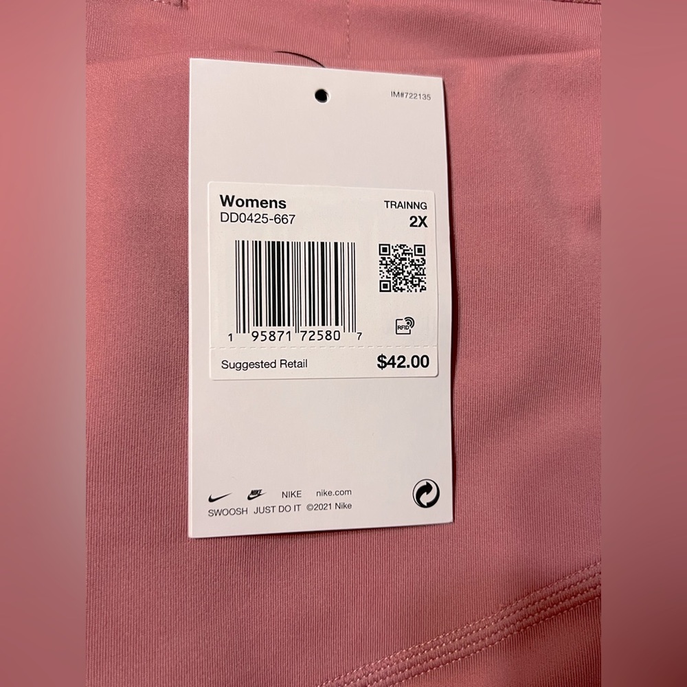 SOLD - Nike Pink Dri-Fit Athletic Yoga Biking Training Shorts - Picture 6 of 11